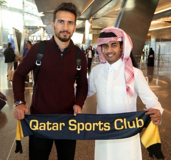 مجتبى بعد وصوله إلى قطر