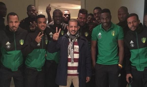 ولد عبد الله مع لاعبي المنتخب