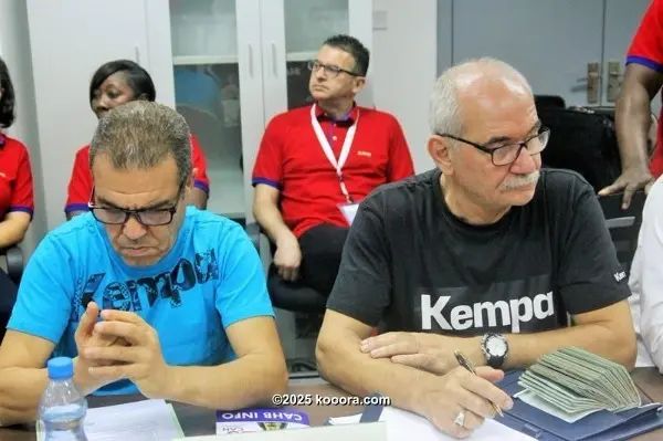 ?i=corr%2f32%2fkoo_32897