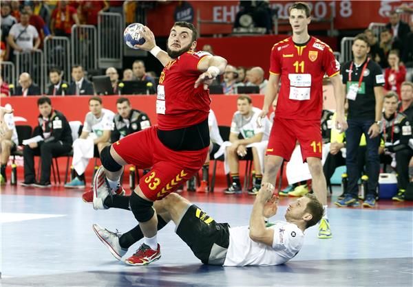 من مباراة ألمانيا ومقدونيا