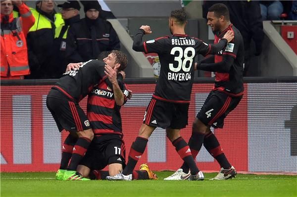 جوناثان تاه 