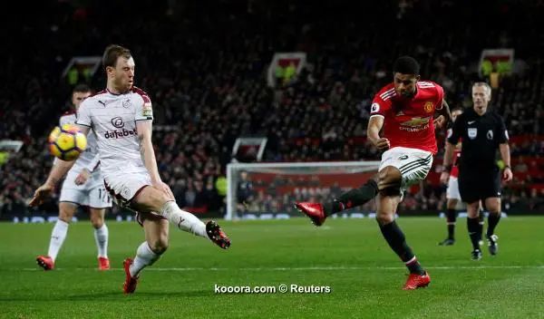 ?i=reuters%2f2017-12-26%2f2017-12-26t163840z_1489014053_rc1f293d9cf0_rtrmadp_3_soccer-england-mun-bur_reuters