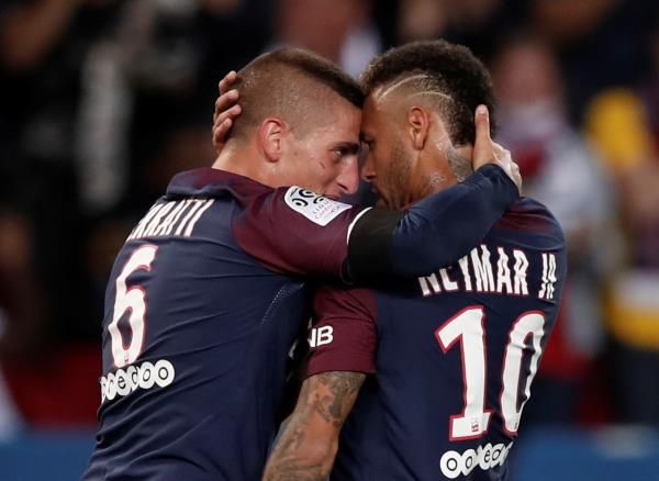 نيمار مع فيراتي