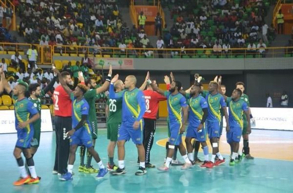 جانب من مباراة الجزائر والجابون