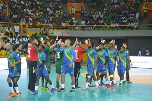 جانب من مباراة الجزائر والجابون