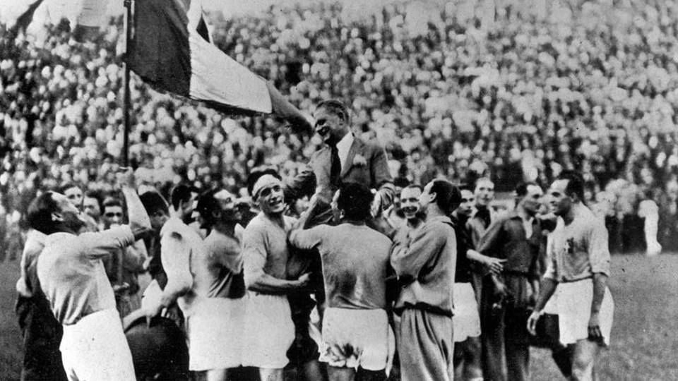 من تتويج منتخب إيطاليا