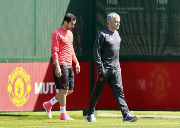 مورينيو ومخيتريان