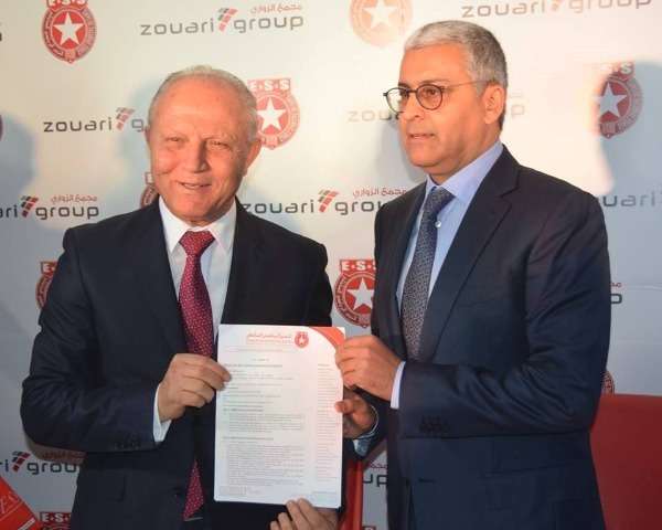 من حفل توقيع العقود