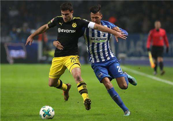 جانب من لقاء دورتموند وهيرتا برلين