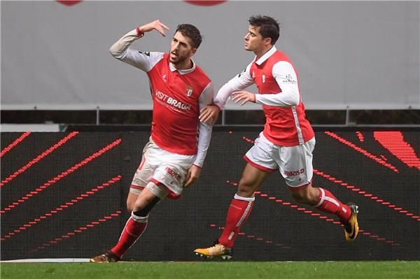 لاعبو براجا