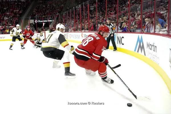?i=reuters%2f2018-01-22%2f2018-01-22t010529z_359547953_nocid_rtrmadp_3_nhl-vegas-golden-knights-at-carolina-hurricanes_reuters