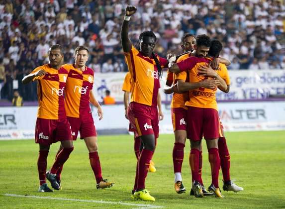 لاعبو جالطة سراي