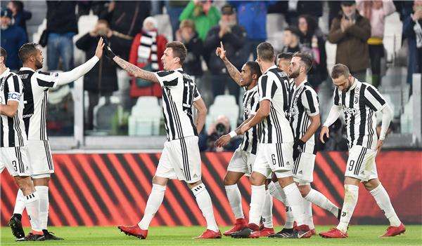 لاعبو يوفنتوس