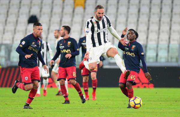 من لقاء يوفنتوس وجنوى