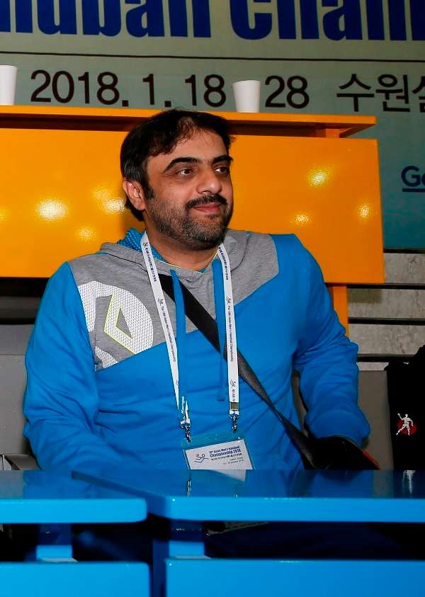 عادل العنزي