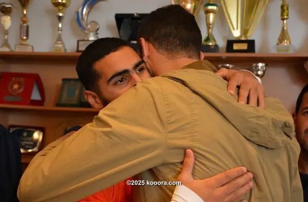 ?i=corr%2f33%2fkoo_33838