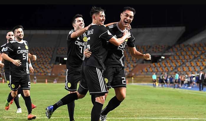 لاعبو كيريس نيجروس الفلبيني