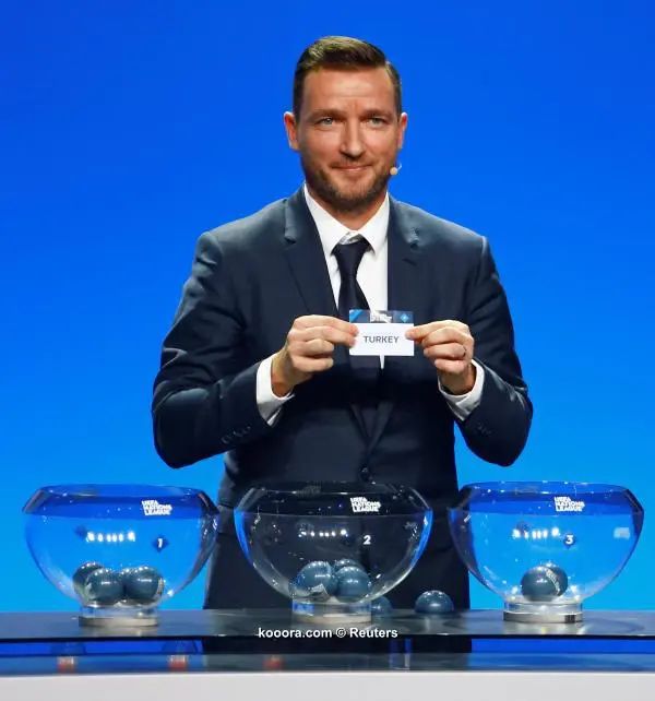 ?i=reuters%2f2018-01-24%2f2018-01-24t114019z_2010972133_rc1e677e3a90_rtrmadp_3_soccer-uefa-draw_reuters