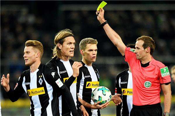  إيلفيدي لاعب بوروسيا مونشنجلادباخ