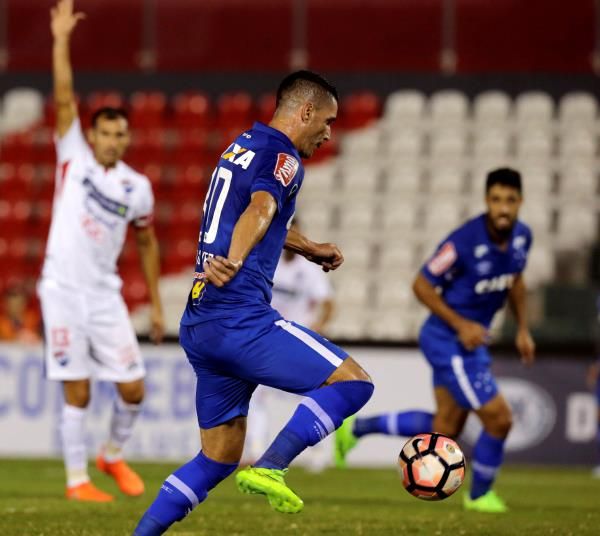  تياجو نيفيز