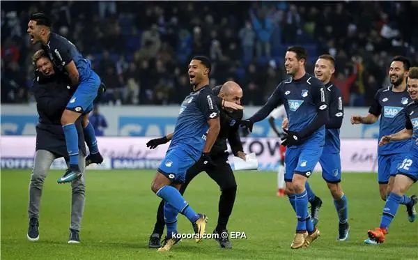 ?i=epa%2fsoccer%2f2017-12%2f2017-12-02%2f2017-12-02-06363873_epa