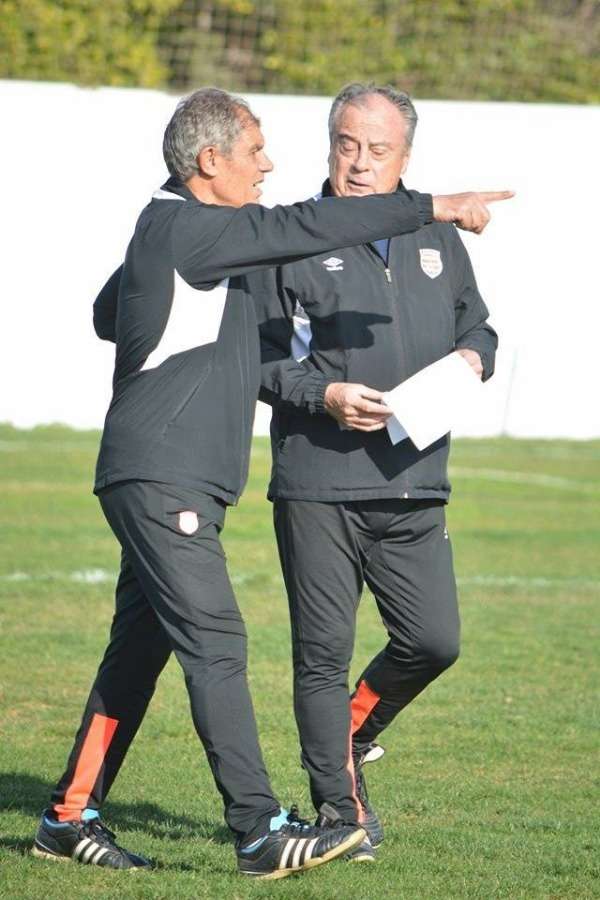 مارشان بصحبة مساعده