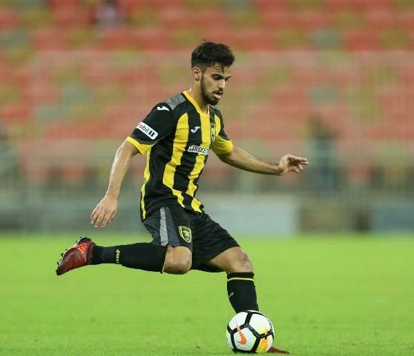  طارق عبدالله