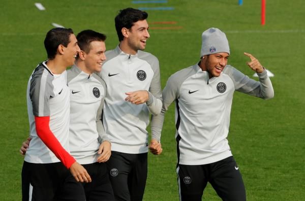 لاعبو باريس سان جيرمان