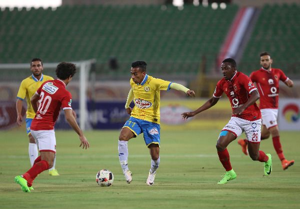 مواجهة سابقة بين الأهلي والإسماعيلي