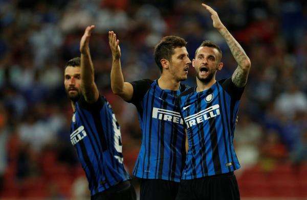 بروزوفيتش مع فريقه