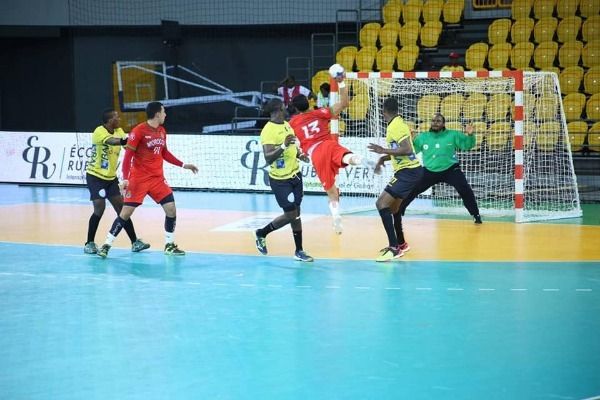 جانب من مباراة المغرب وأنجولا