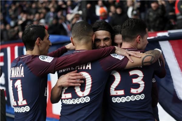 لاعبو باريس سان جيرمان