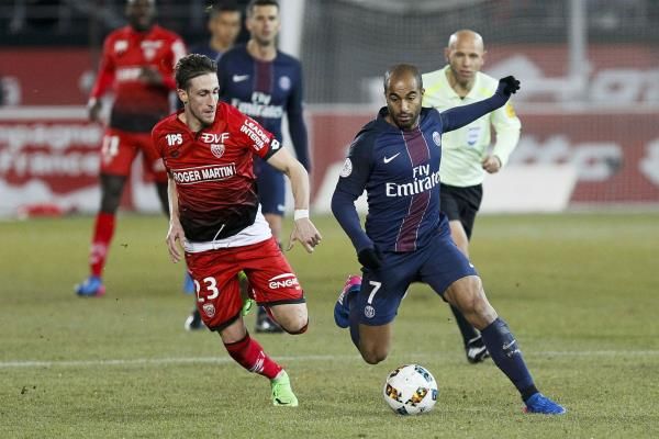 مورا مع سان جيرمان