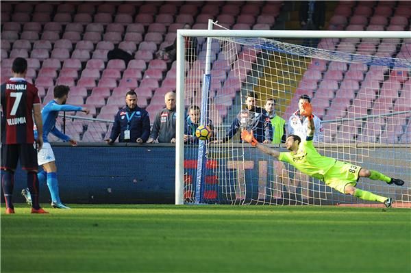 من لقاء لنابولي