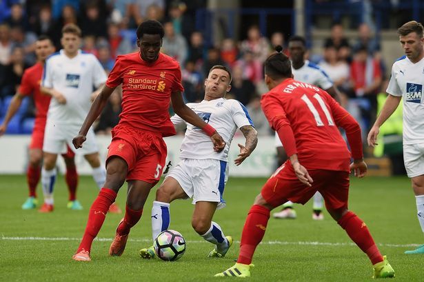  أوفي إياريا مع ليفربول