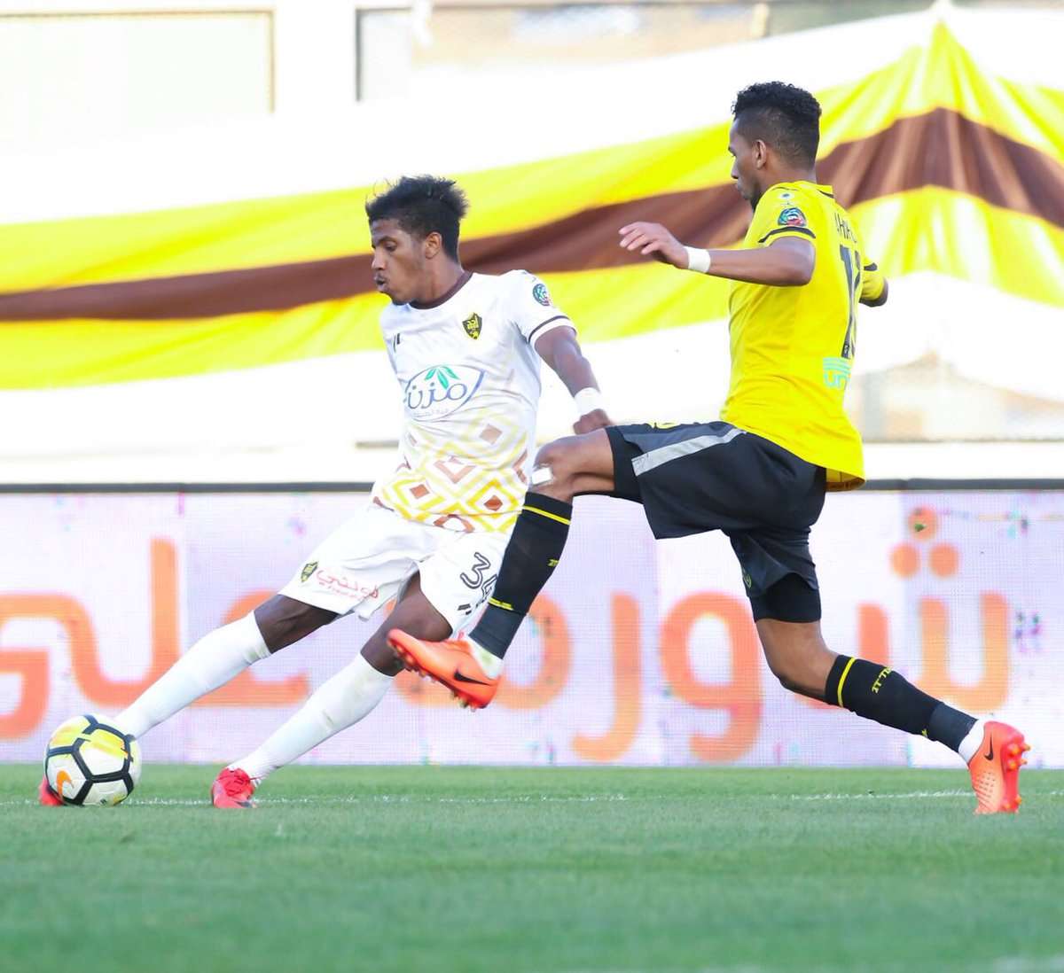 جانب من لقاء اتحاد جدة وأحد