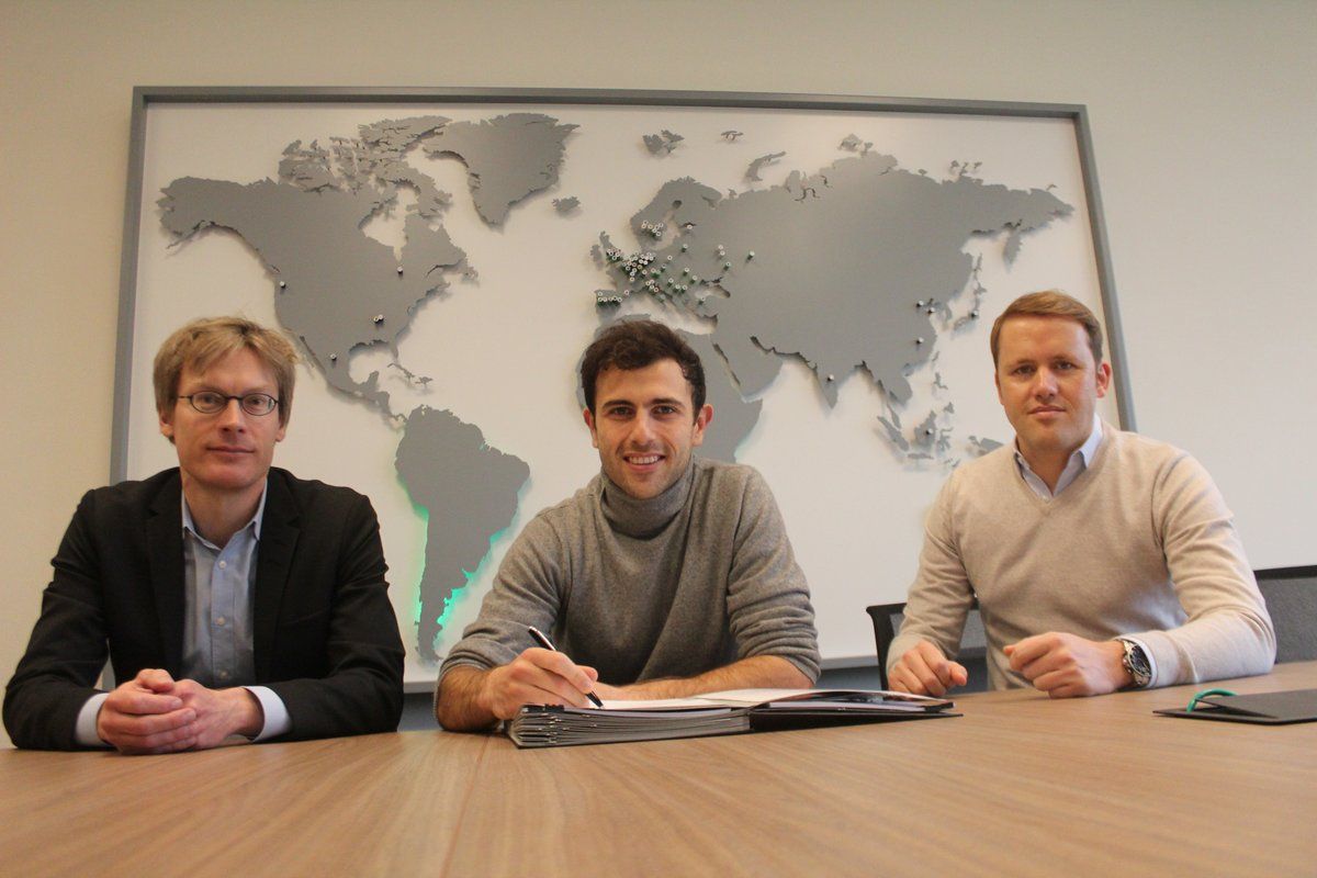 من توقيع محمدي