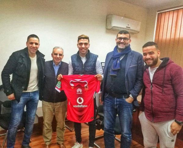 خلال تقديم اللاعب