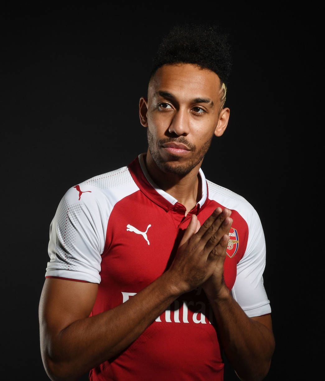 أوباميانج بقميص آرسنال