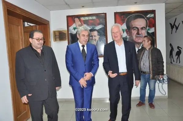 ?i=corr%2f35%2fkoo_35196