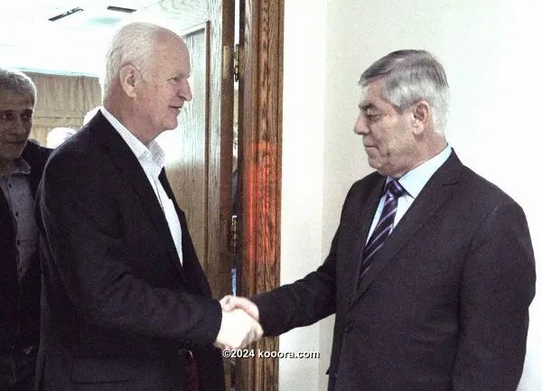 ?i=corr%2f35%2fkoo_35200