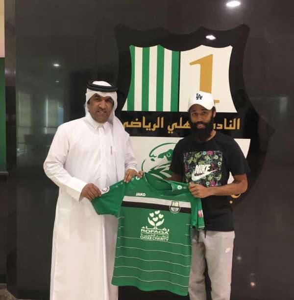 جانب من تقديم اللاعب فهد