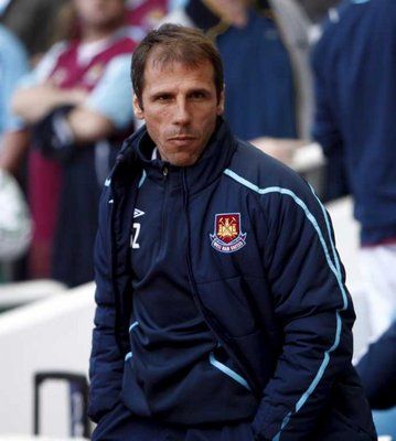 الإيطالي جانفرانكو زولا 