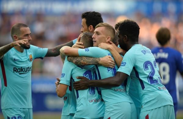 لاعبو برشلونة - أرشيفية