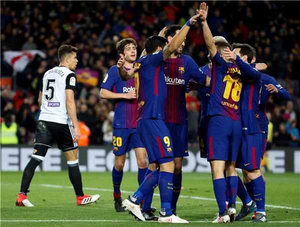 لاعبو برشلونة