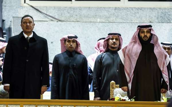 الخطيب خلال حضور مهرجان اعتزال فؤاد أنور