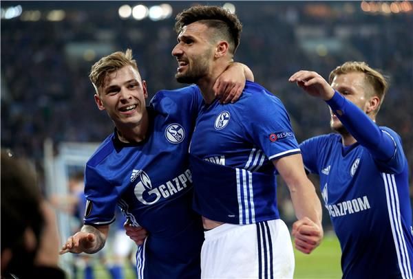 لاعبو شالكة