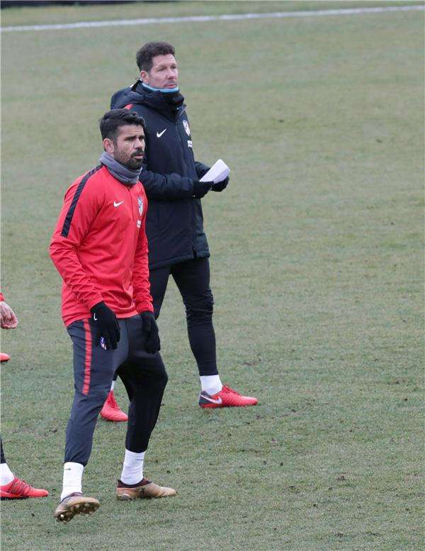 سيميوني مع كوستا