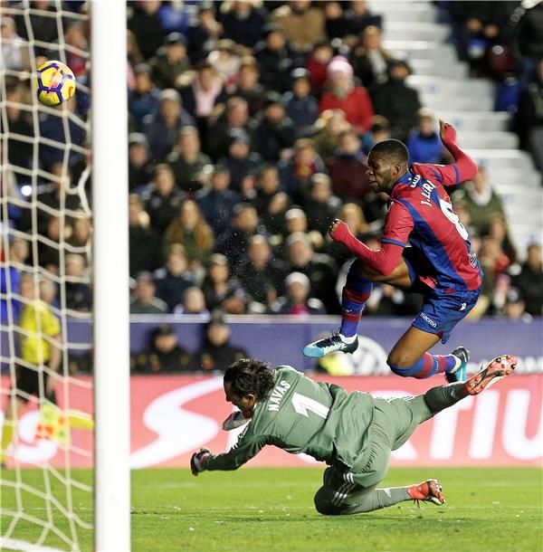 نافاس  من اللقاء