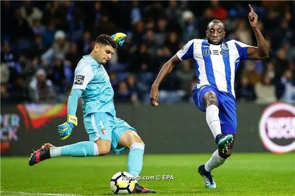 ?i=epa%2fsoccer%2f2018-02%2f2018-02-03%2f2018-02-03-06494744_epa